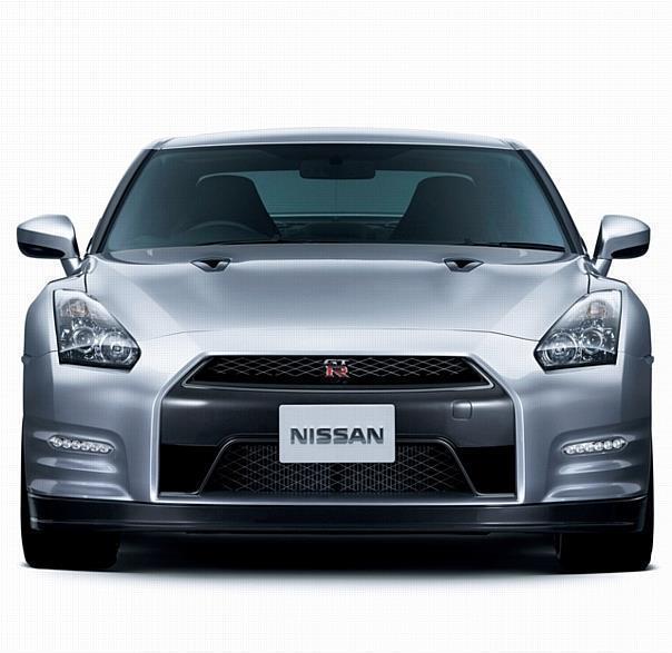 Nissan GT-R